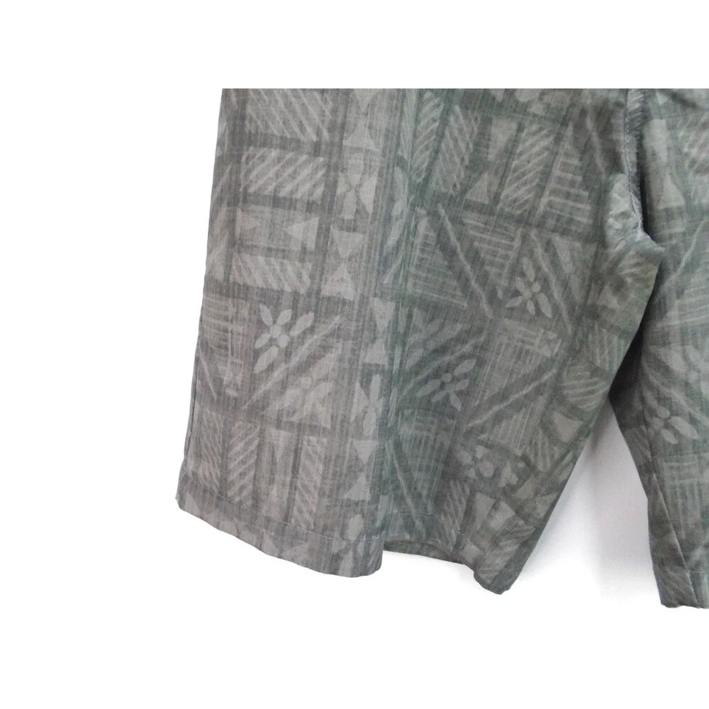 Crazy Shirts Mens Hybrid Shorts Size 33 Grey Tribal Print Coconut Poly Blend